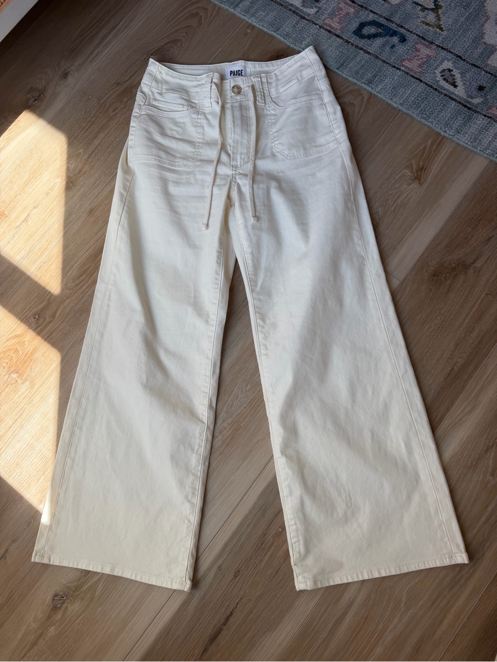PAIGE Women's Wide Leg Jeans in Off-White - size 24